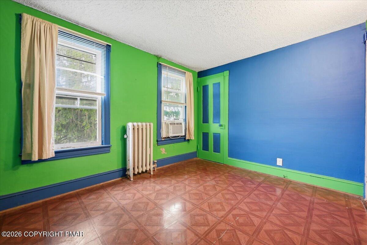 347 W Kline Avenue Property Photo 25