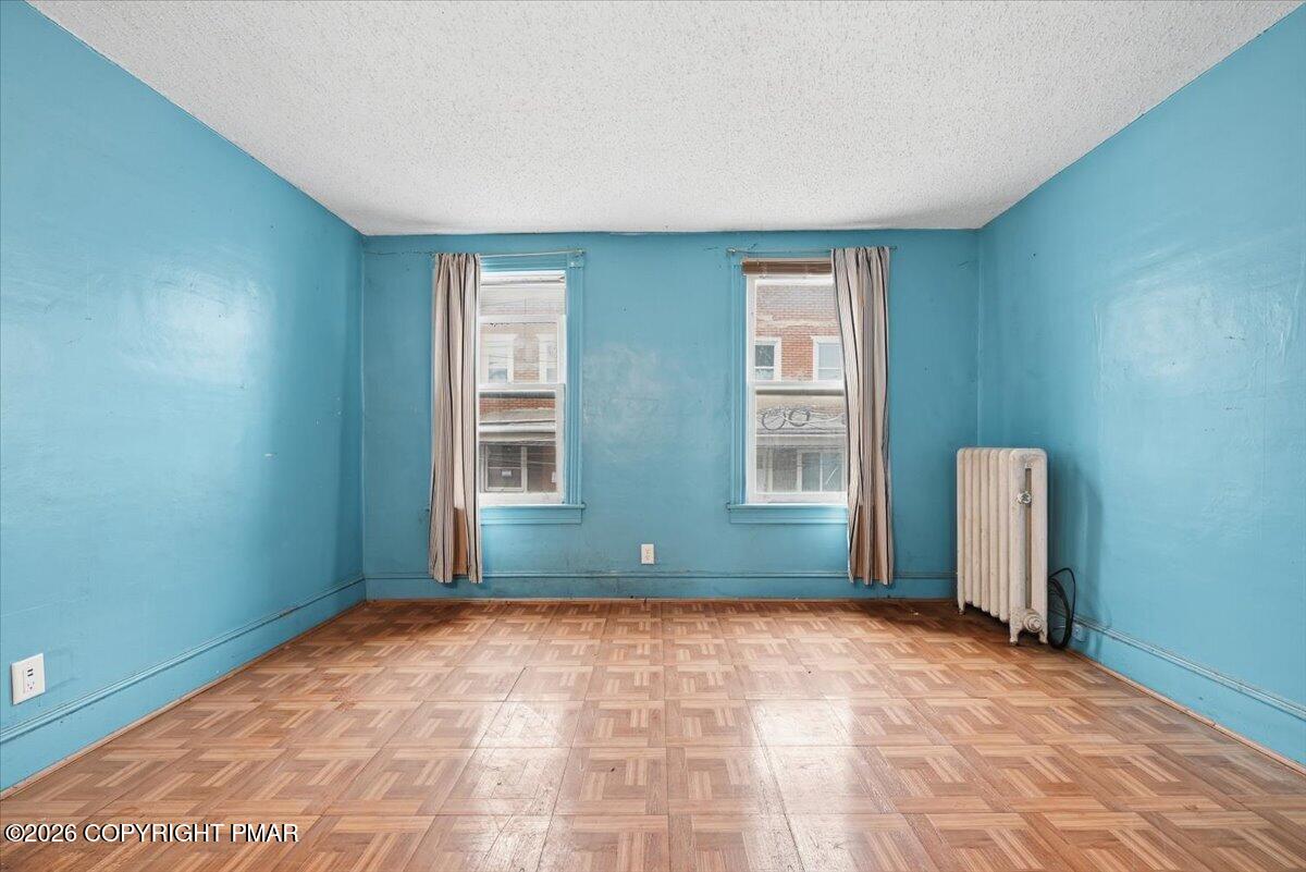 347 W Kline Avenue Property Photo 28