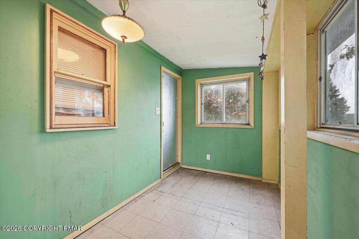 347 W Kline Avenue Property Photo 35