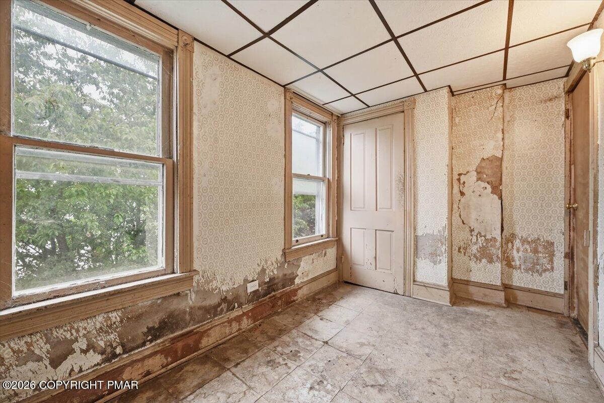 347 W Kline Avenue Property Photo 41