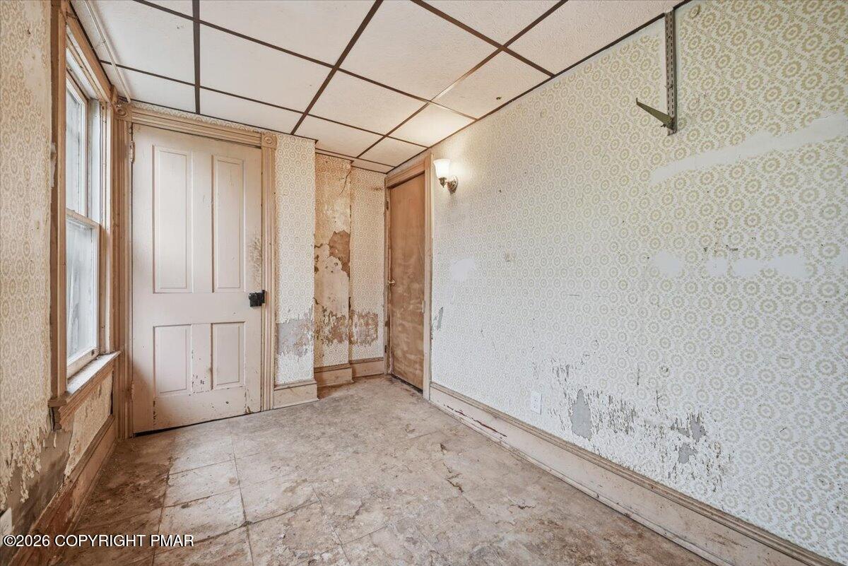 347 W Kline Avenue Property Photo 42