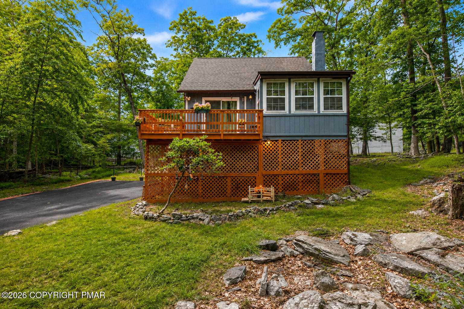 2128 Apley Drive Property Photo 1