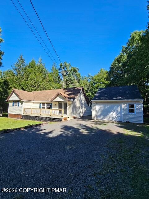 58 Woodland Road Property Photo 2