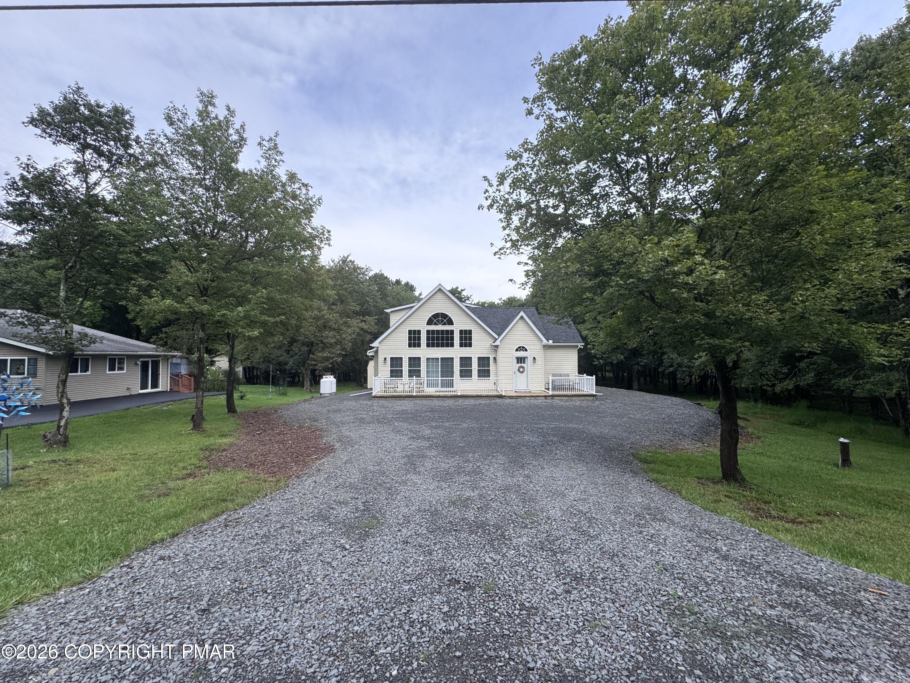 115 Hawthorn Road Property Photo 2