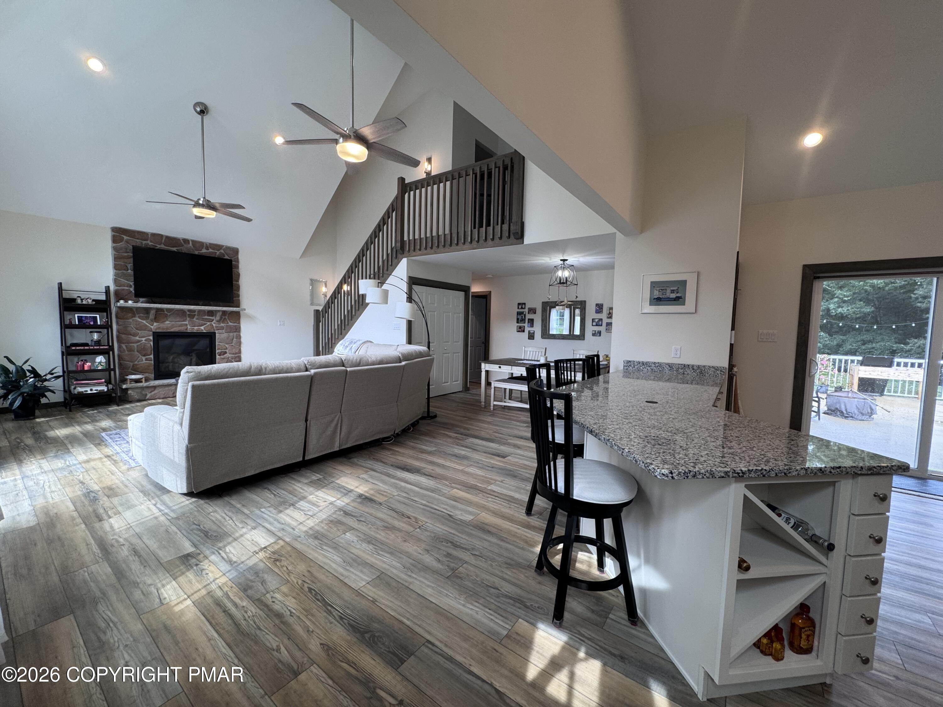 115 Hawthorn Road Property Photo 3