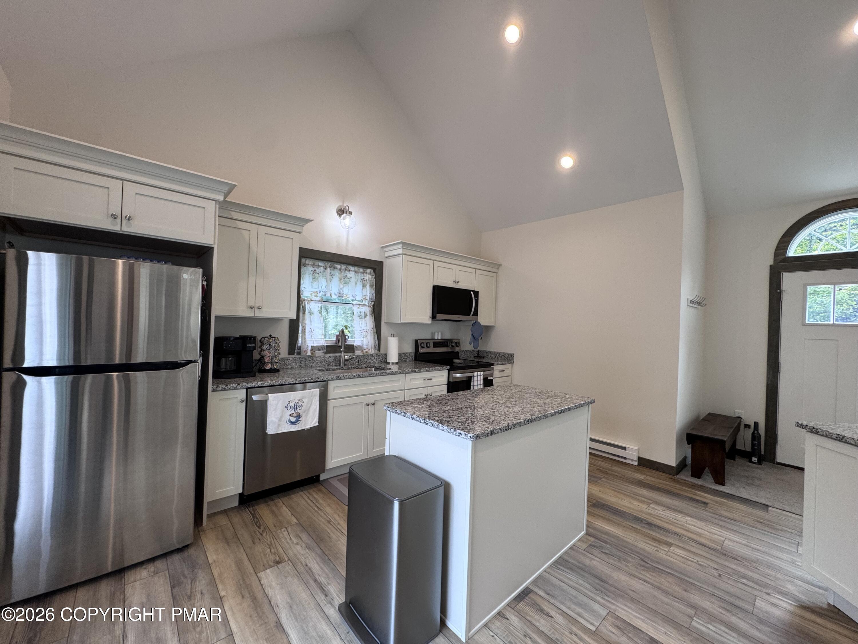 115 Hawthorn Road Property Photo 6