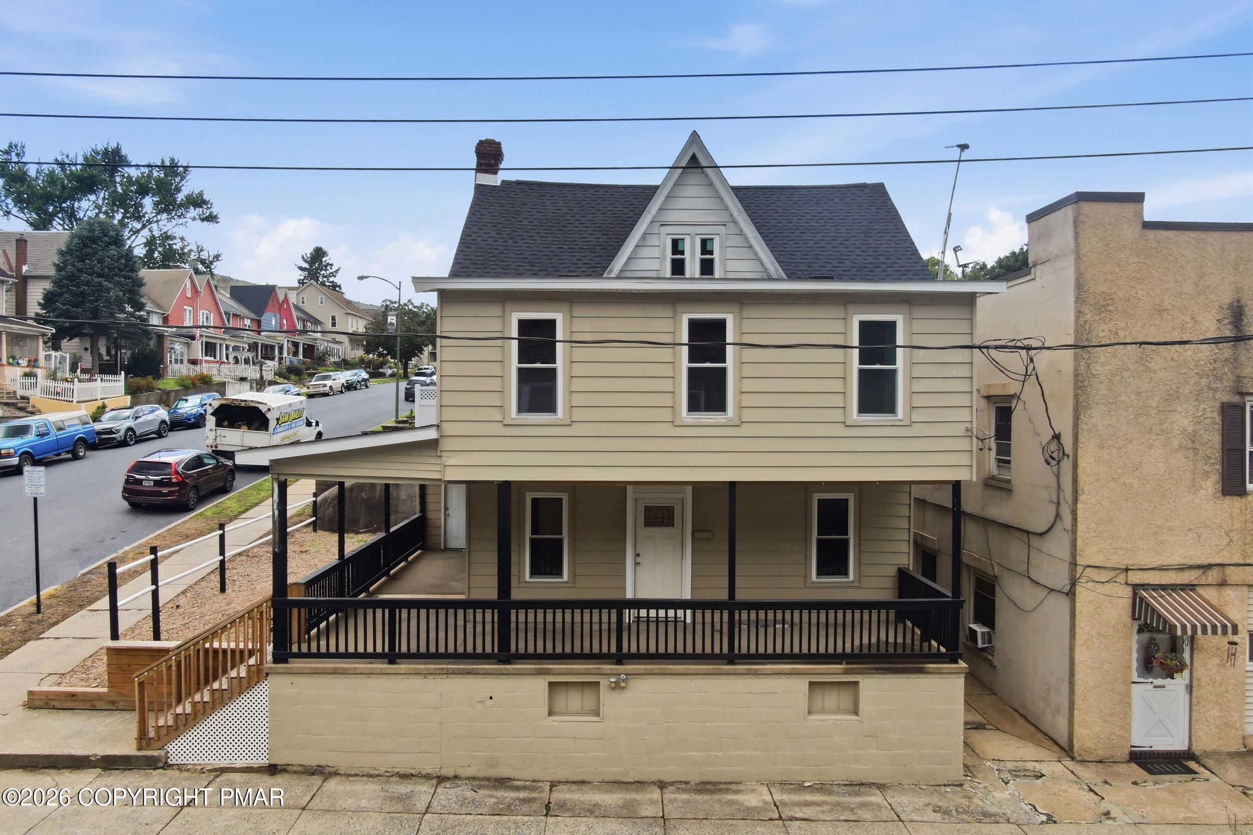 509 3rd Street Property Photo 11