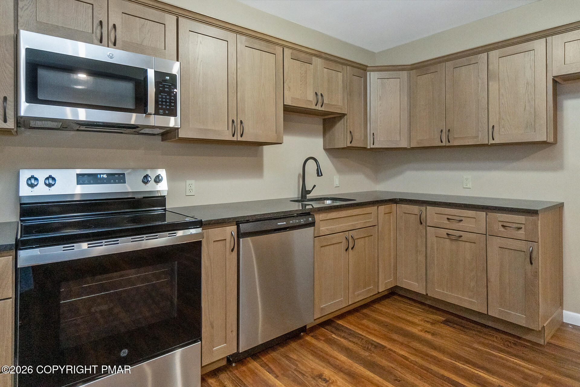 509 3rd Street Property Photo 39