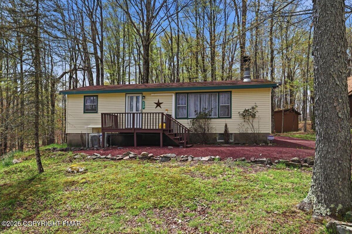 173 Bushkill Drive Property Photo 3
