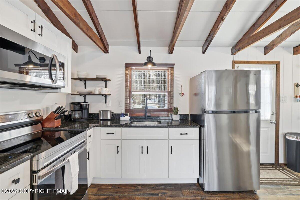 173 Bushkill Drive Property Photo 10