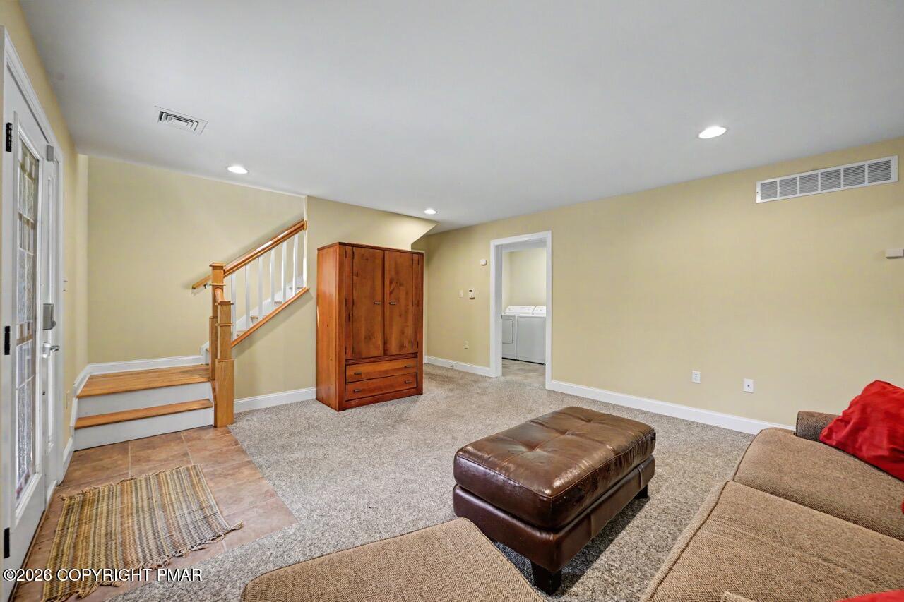 10 Bluestone Court Property Photo 13