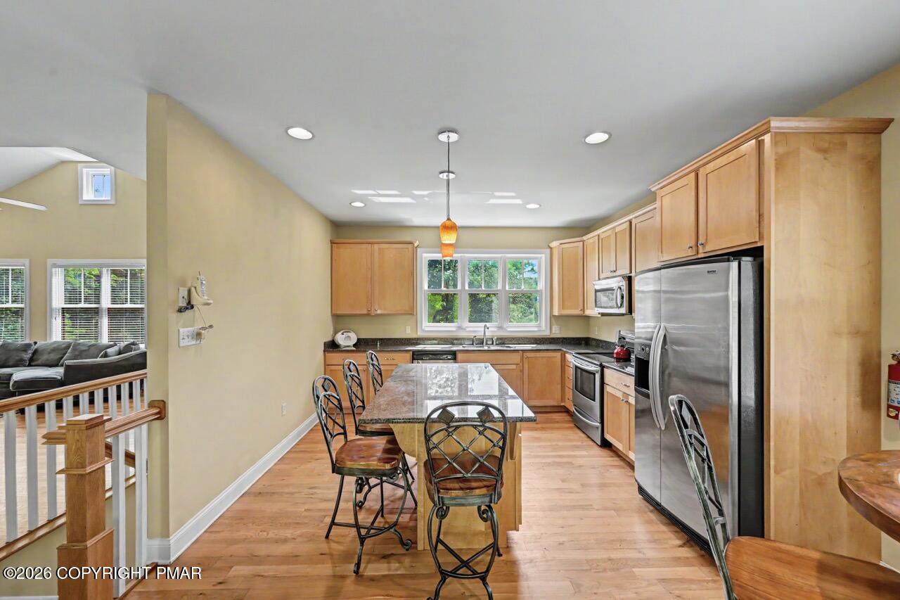 10 Bluestone Court Property Photo 29