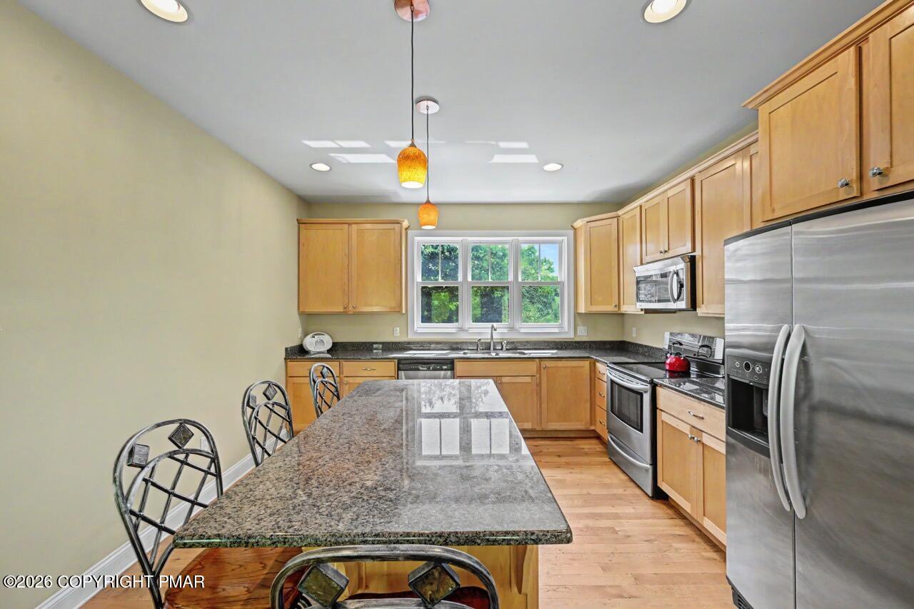 10 Bluestone Court Property Photo 31