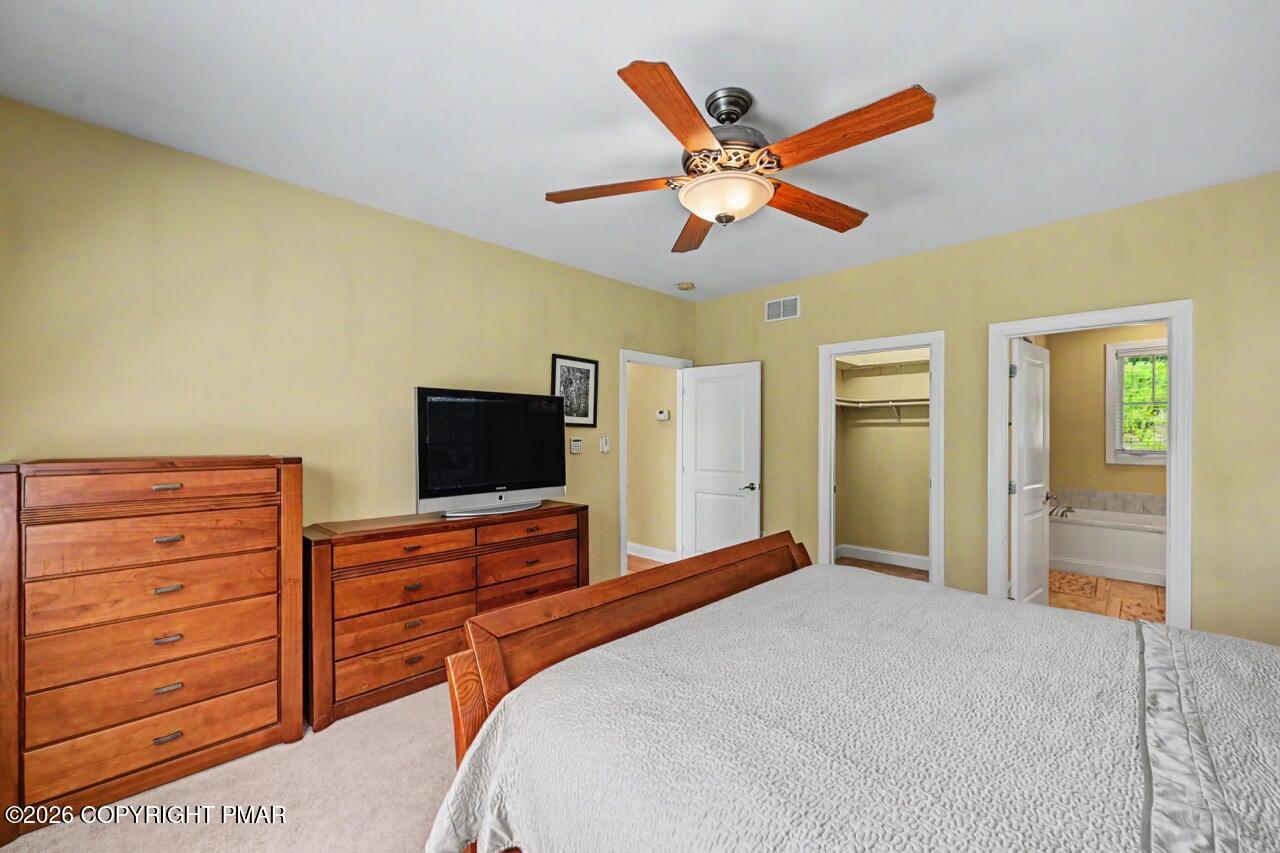10 Bluestone Court Property Photo 40
