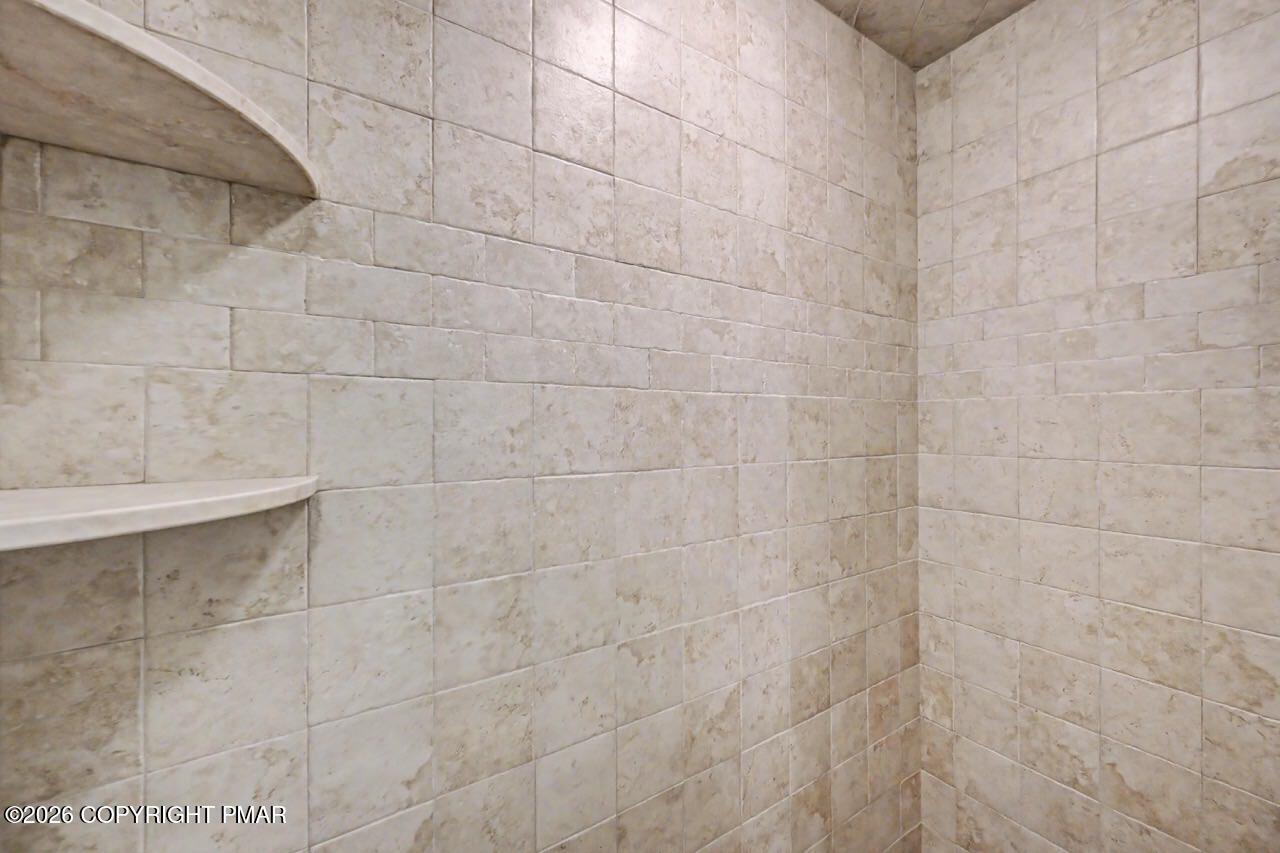 10 Bluestone Court Property Photo 44