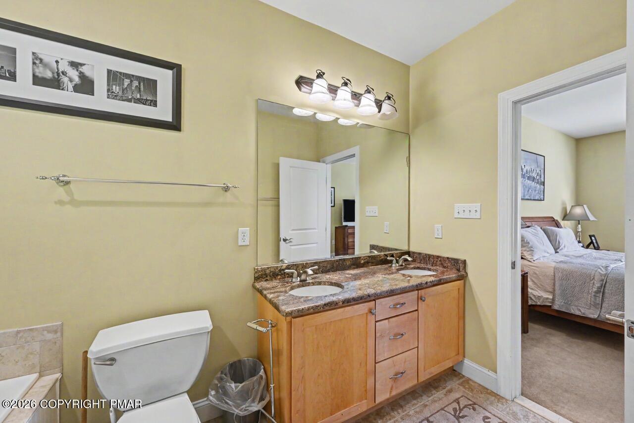 10 Bluestone Court Property Photo 46