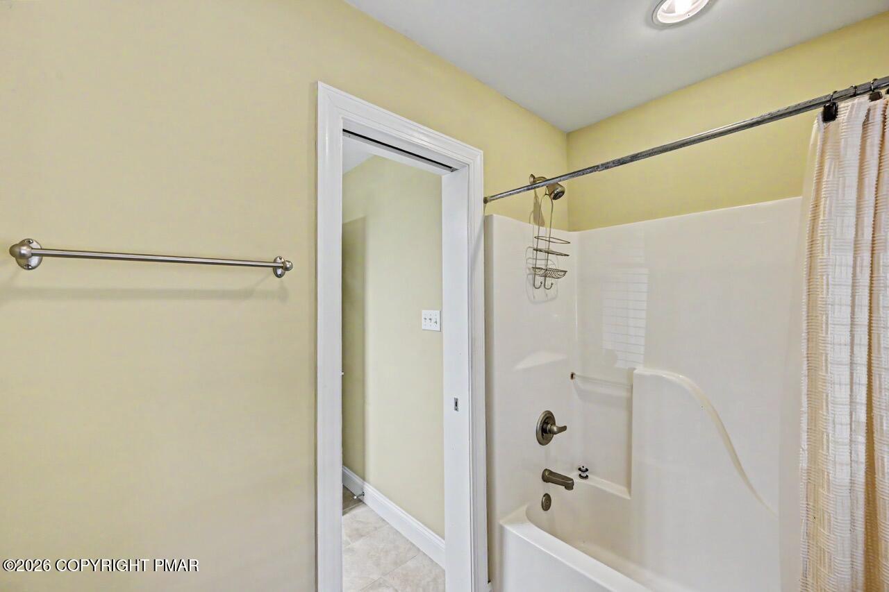 10 Bluestone Court Property Photo 57