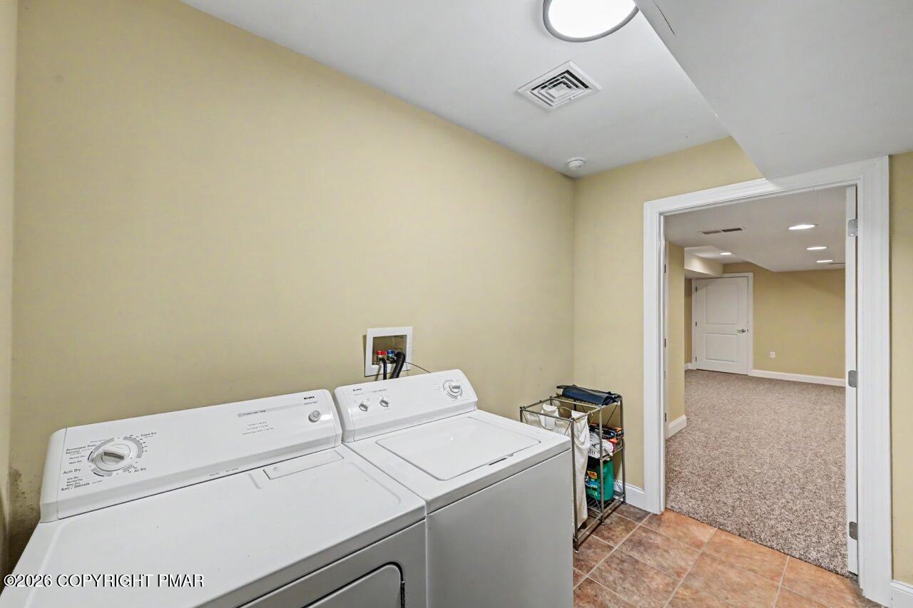 10 Bluestone Court Property Photo 63