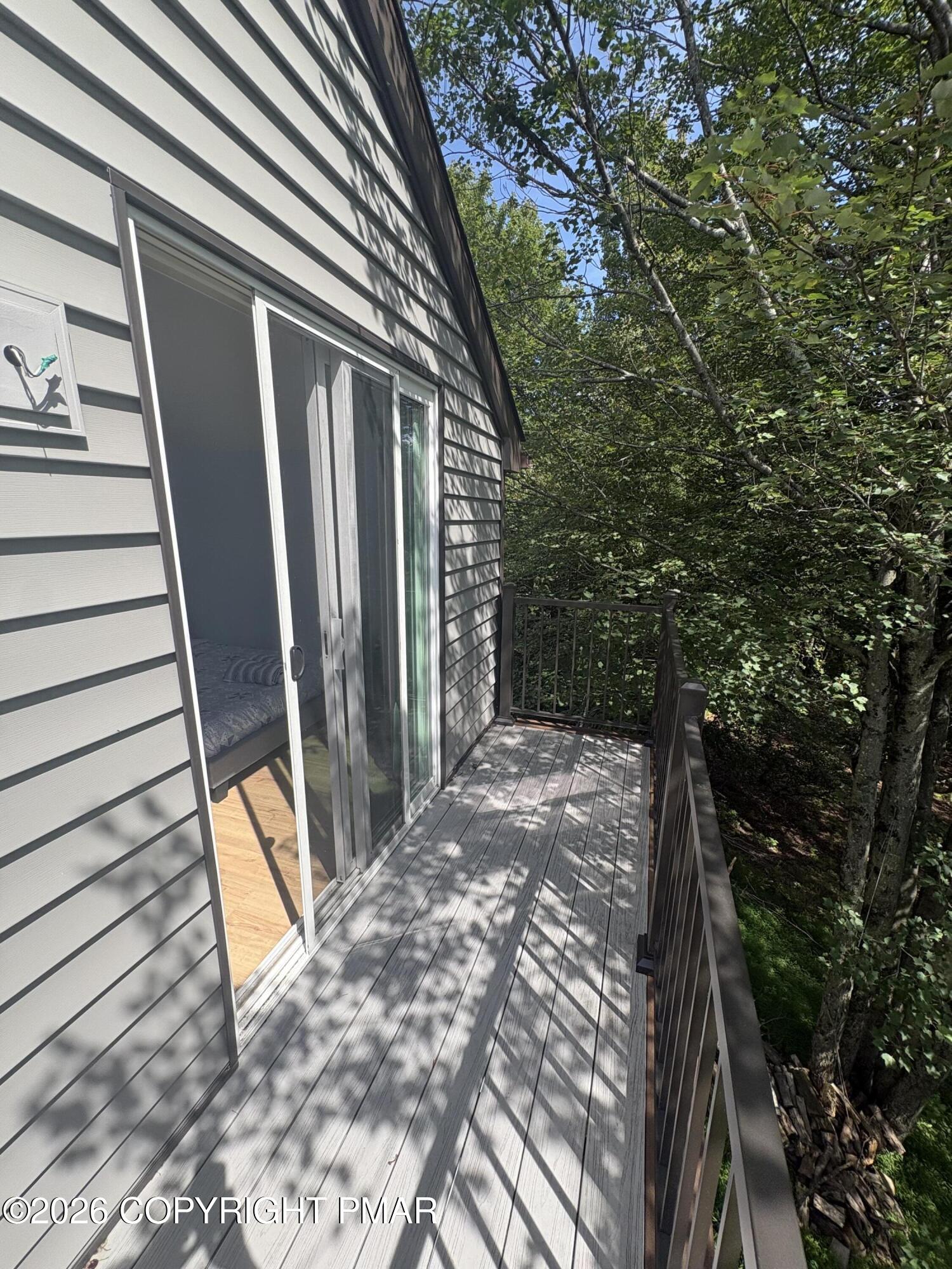 1388 Glade Drive S Property Photo 15