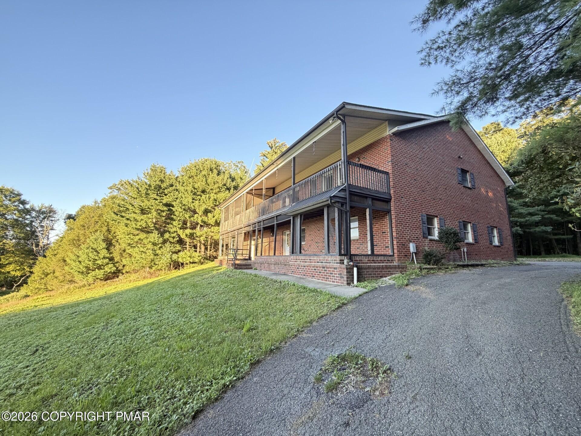 189 Turkey Ridge Drive Property Photo 12