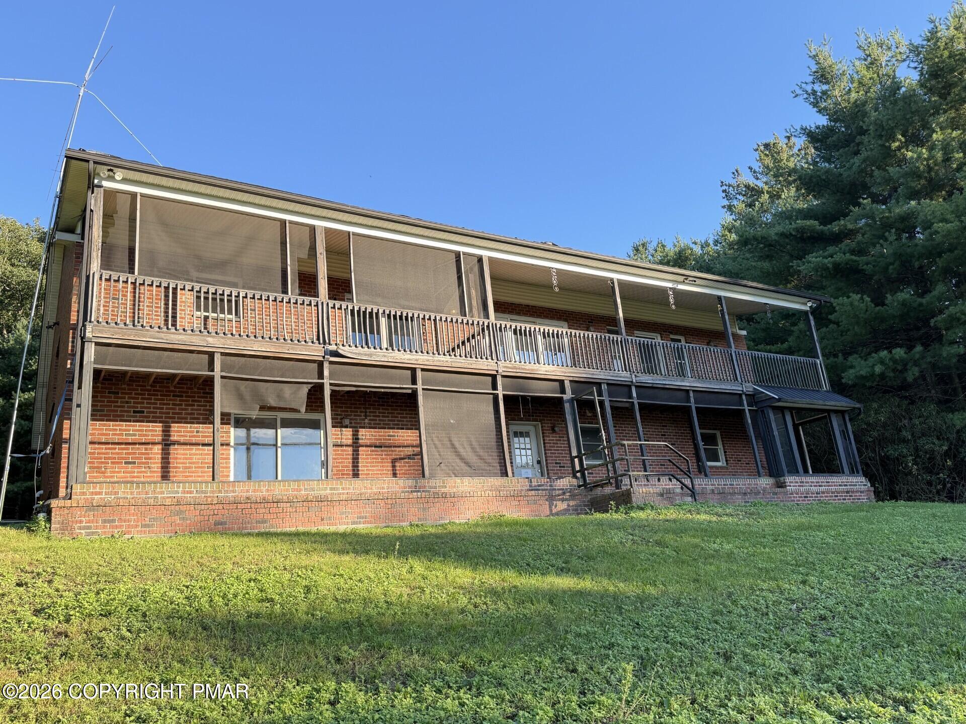 189 Turkey Ridge Drive Property Photo 13