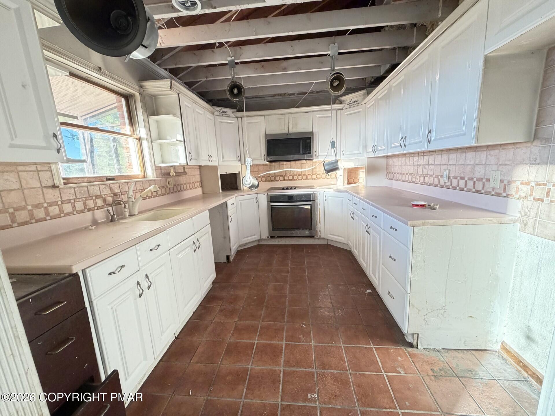 189 Turkey Ridge Drive Property Photo 27