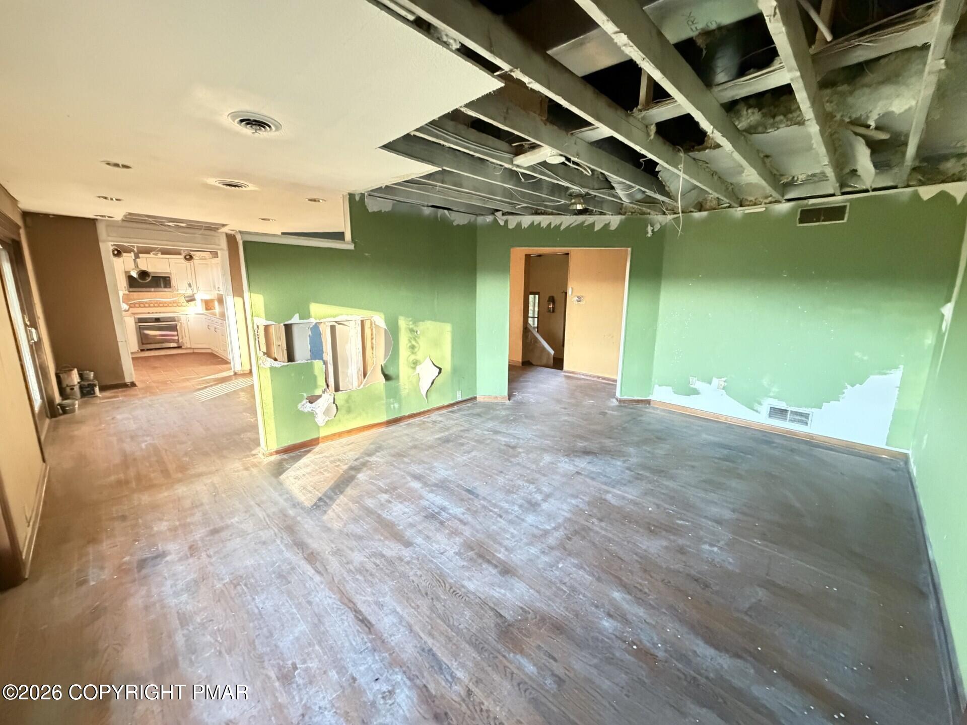 189 Turkey Ridge Drive Property Photo 32