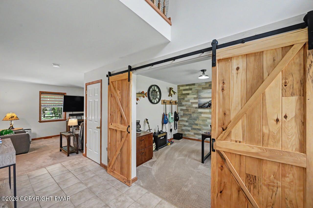 15 Lakeside Lane Property Photo 3