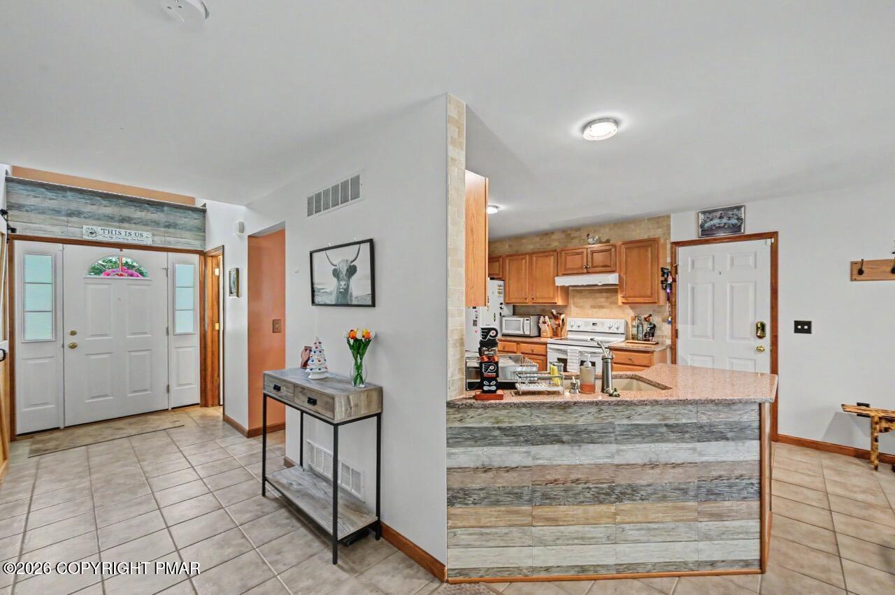 15 Lakeside Lane Property Photo 15