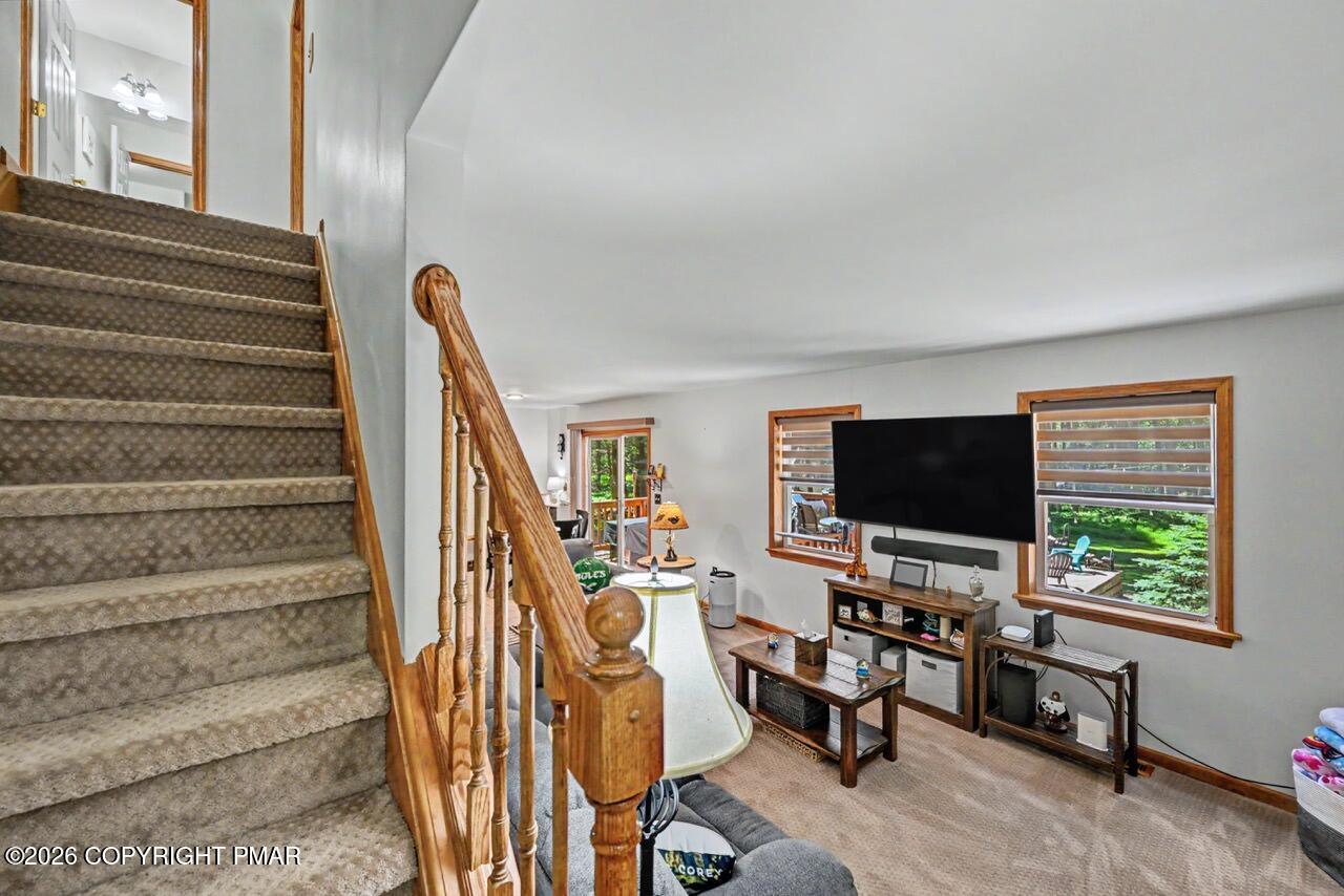 15 Lakeside Lane Property Photo 23