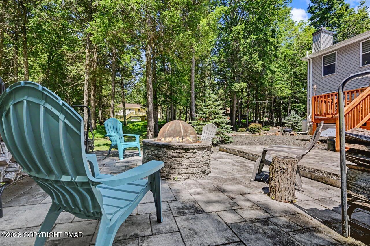 15 Lakeside Lane Property Photo 56