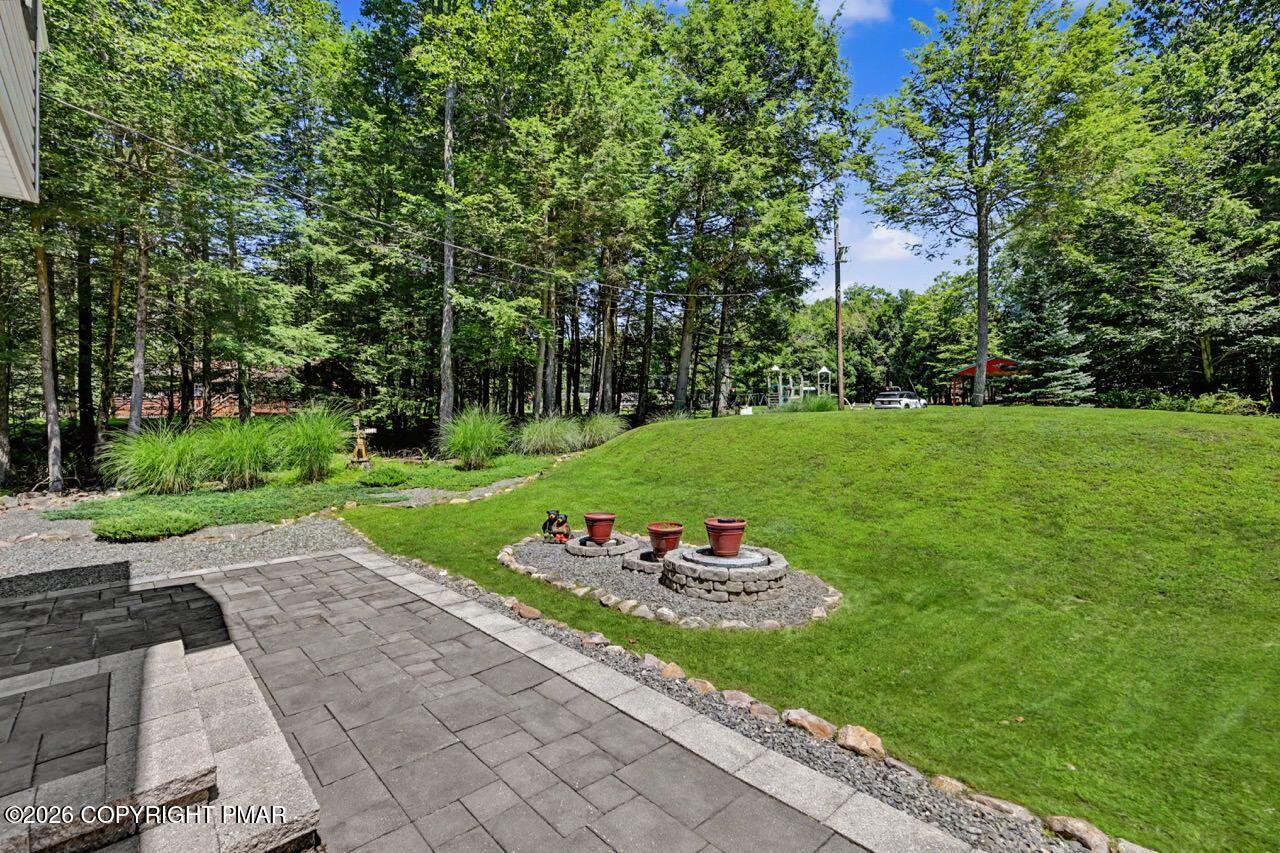 15 Lakeside Lane Property Photo 67