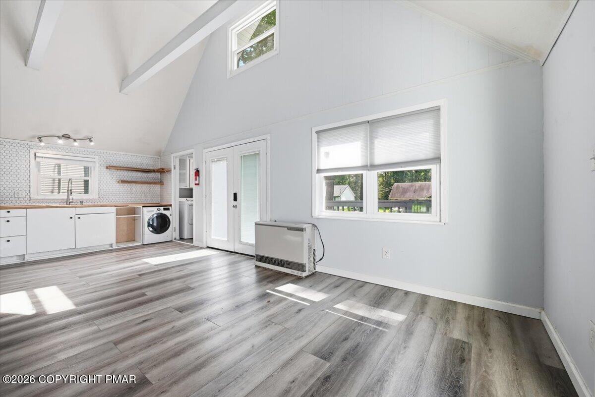 320 Lamont Way Property Photo 8