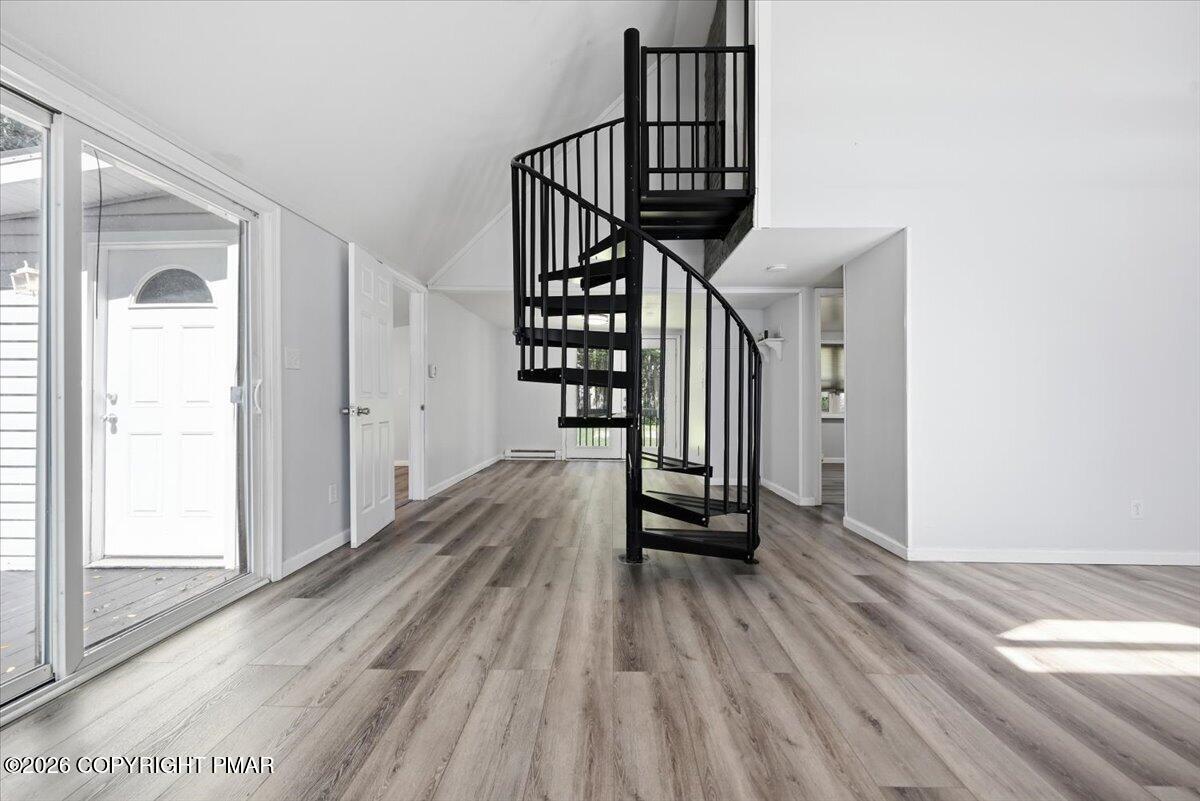 320 Lamont Way Property Photo 12