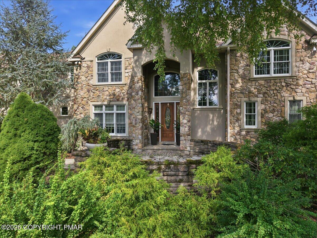 150 Kettle Ridge Drive Property Photo 2