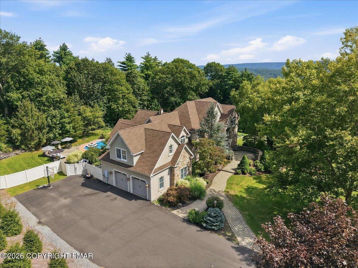 150 Kettle Ridge Drive Property Photo 12
