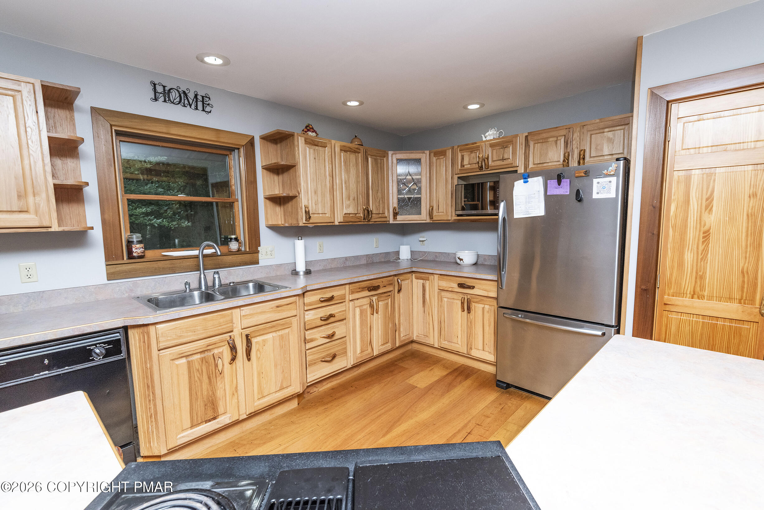 11 Apache Way Property Photo 9