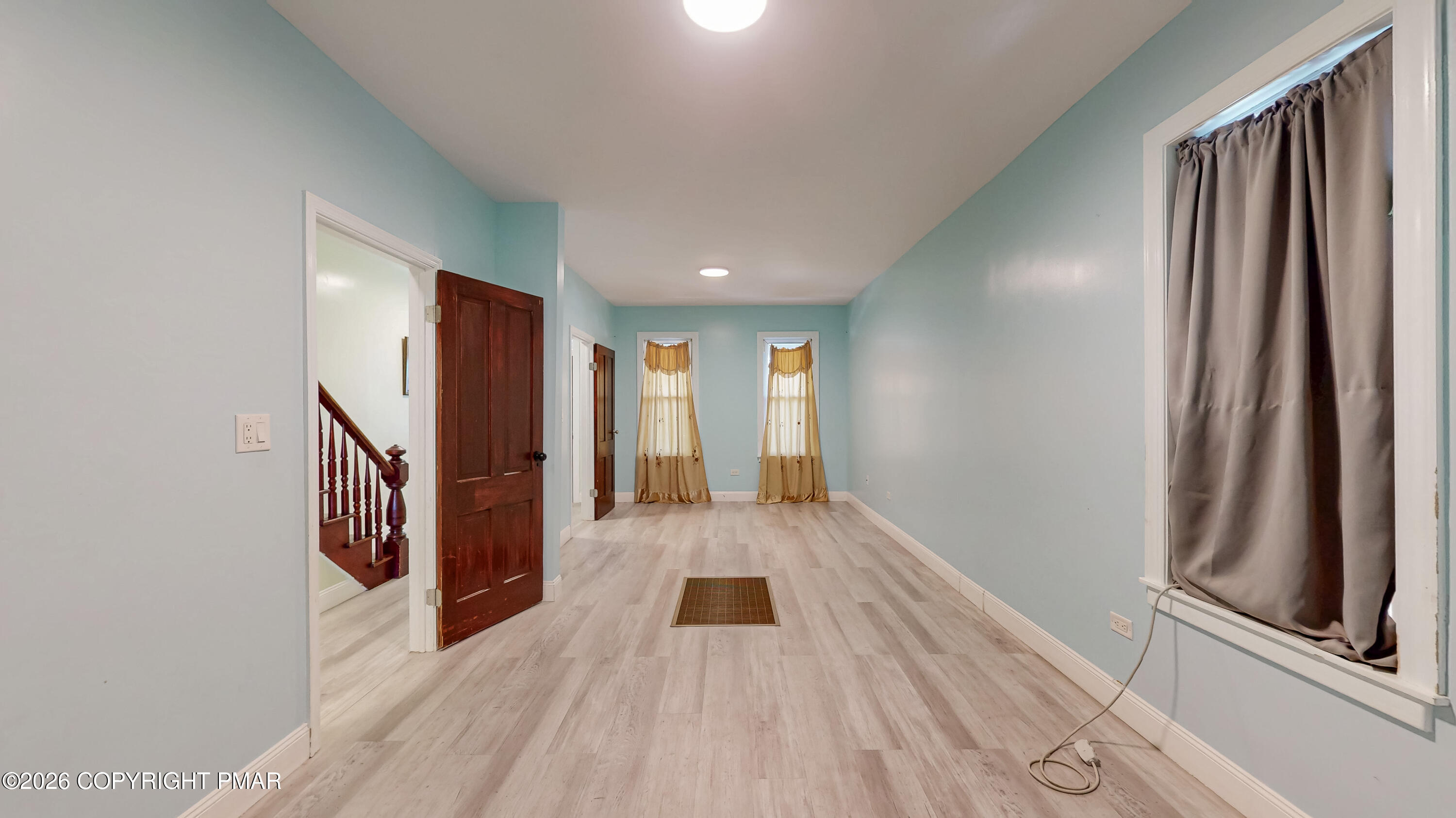 913 Sarah Street Property Photo 11