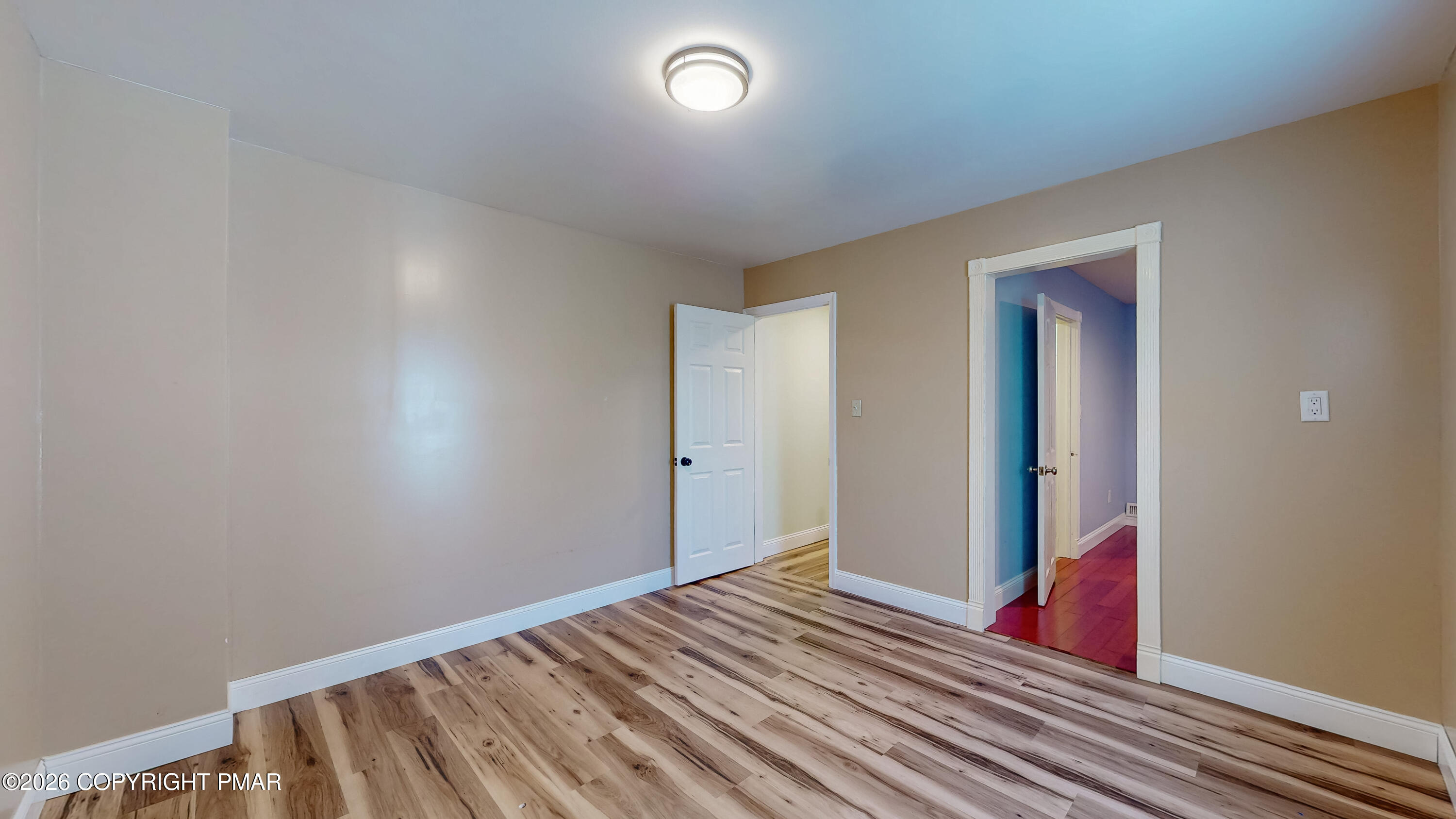 913 Sarah Street Property Photo 14