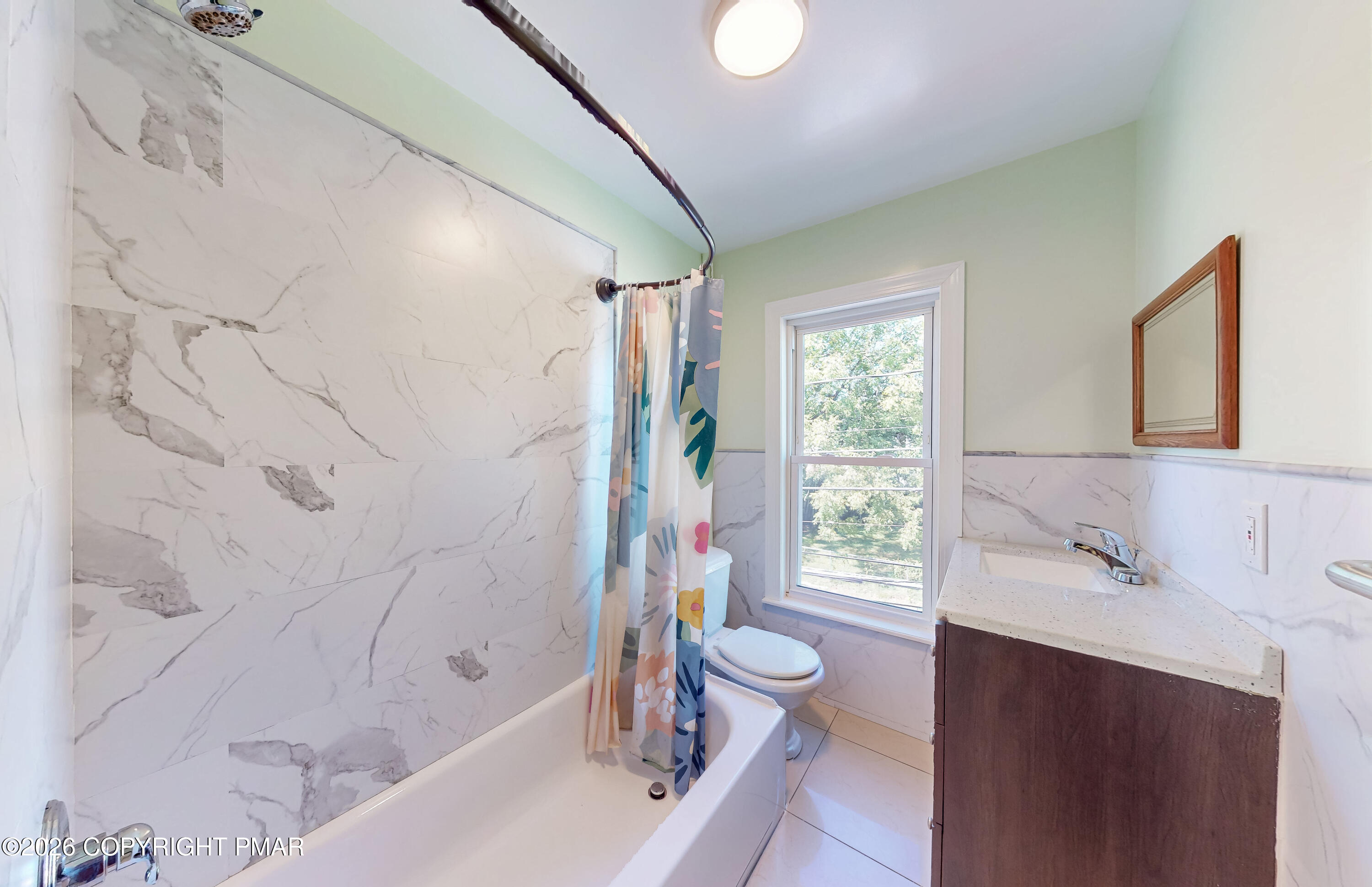 913 Sarah Street Property Photo 17