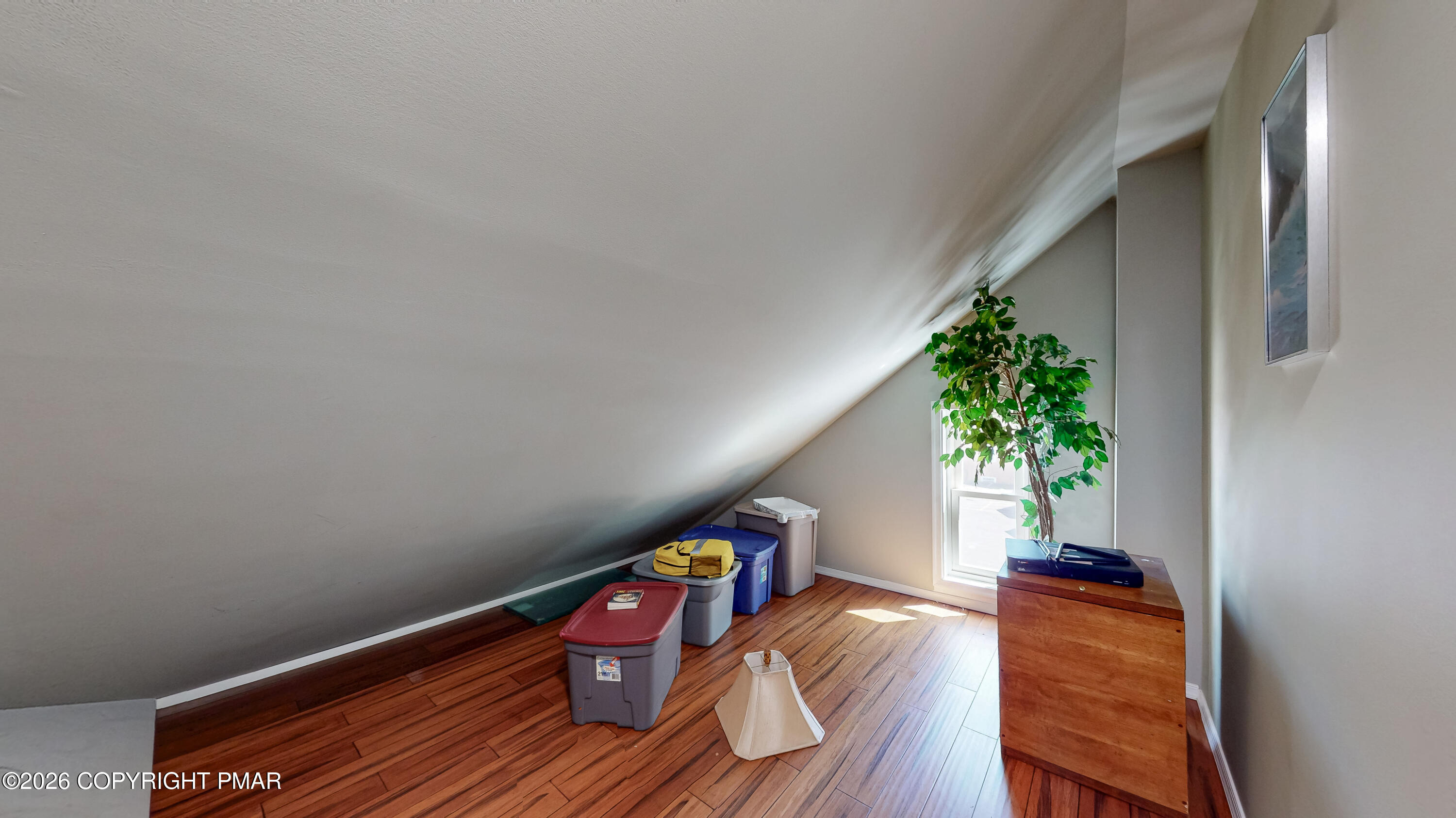 913 Sarah Street Property Photo 20