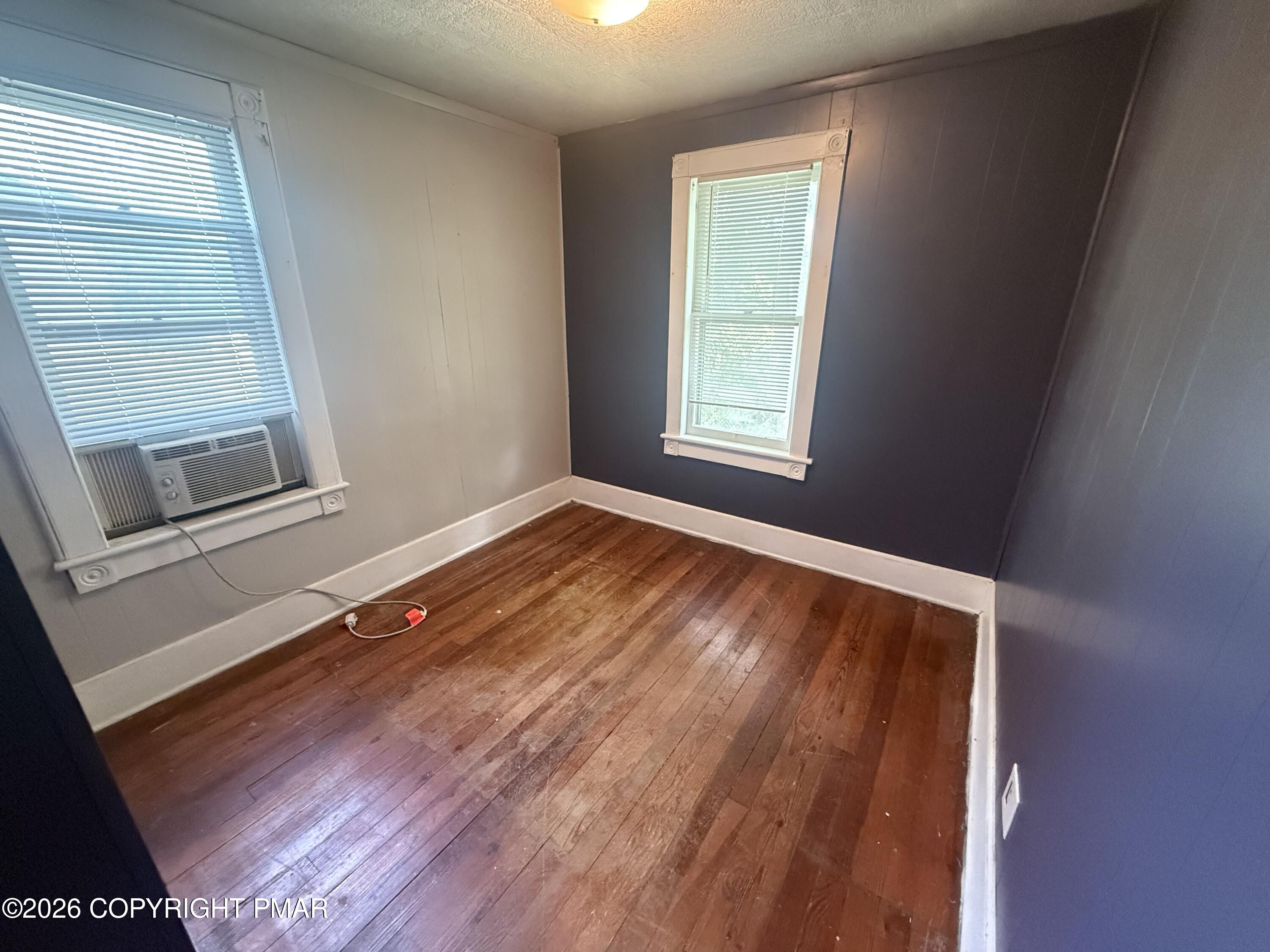 26-28 N Green Street Property Photo 15