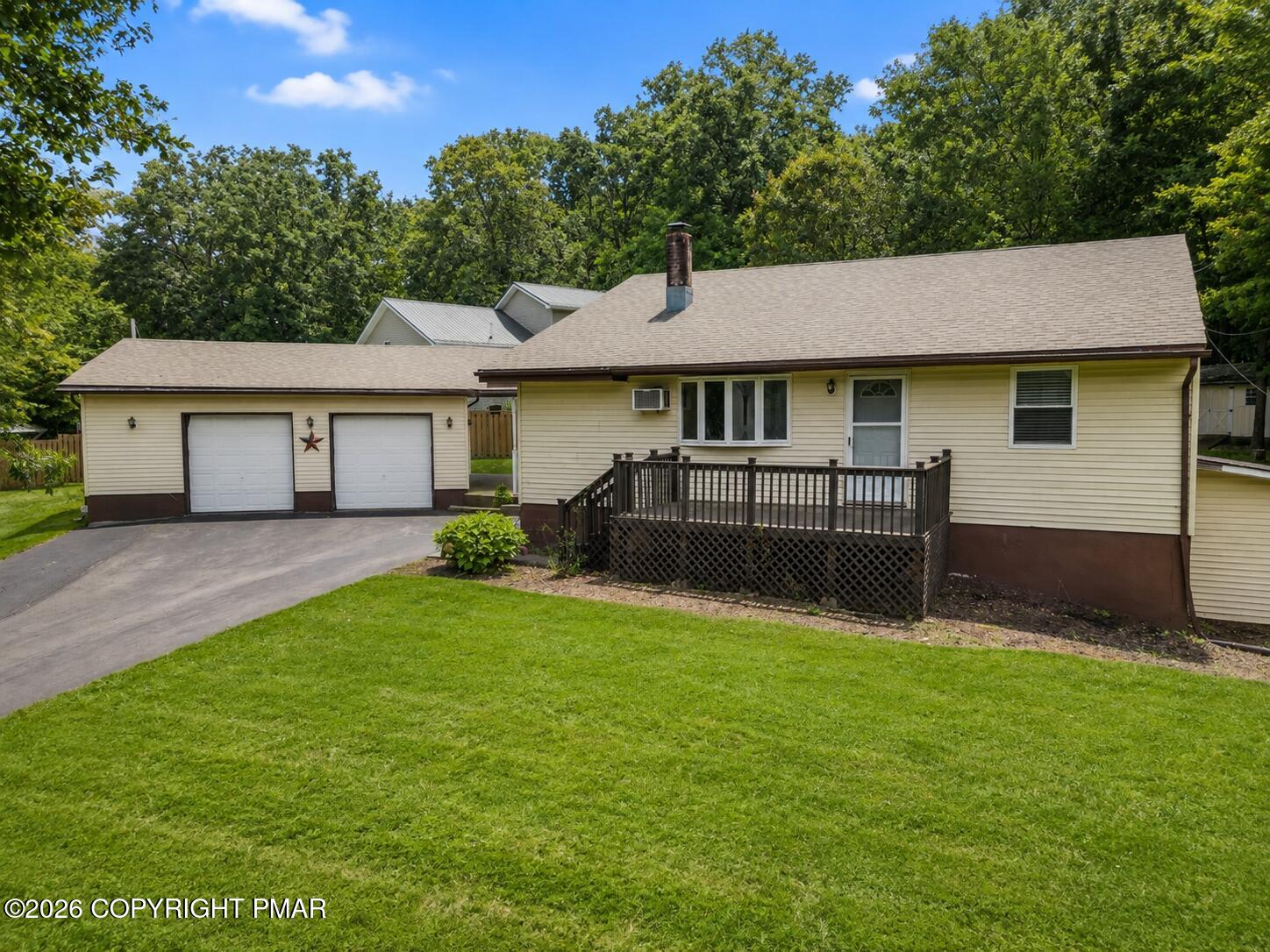 126 Lilac Drive Property Photo 1