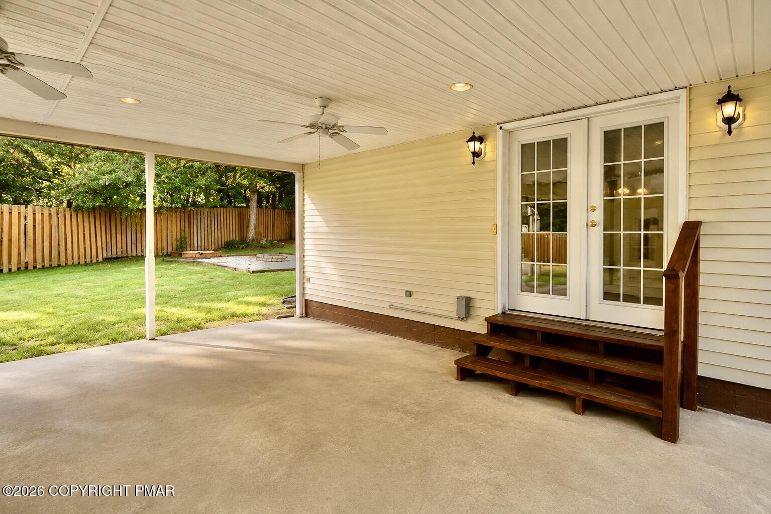 126 Lilac Drive Property Photo 7