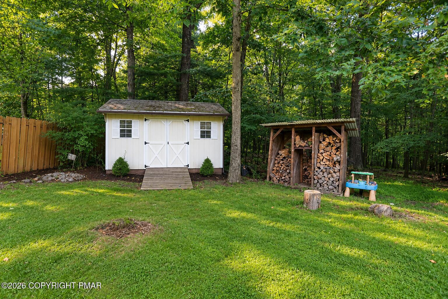126 Lilac Drive Property Photo 44