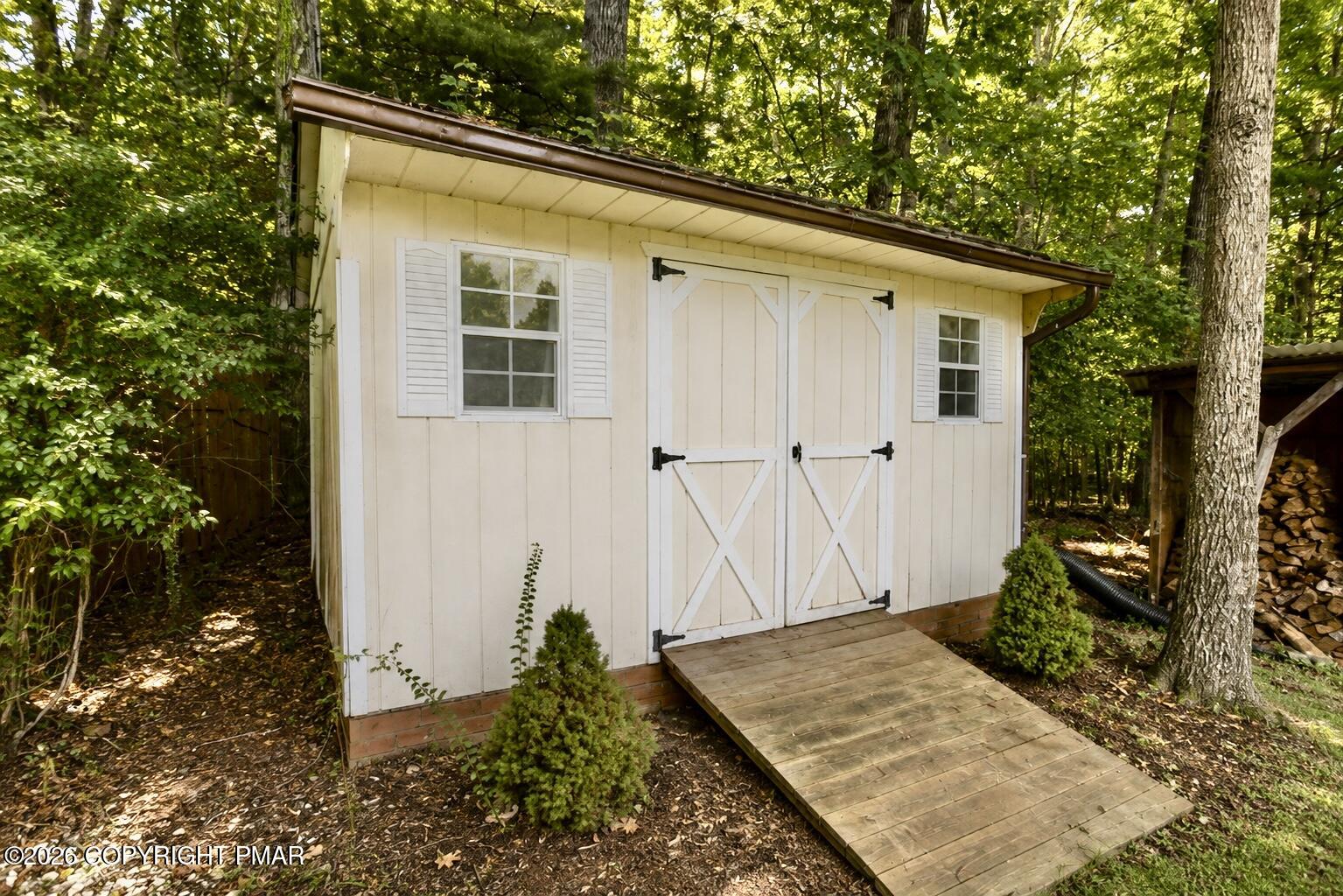 126 Lilac Drive Property Photo 45