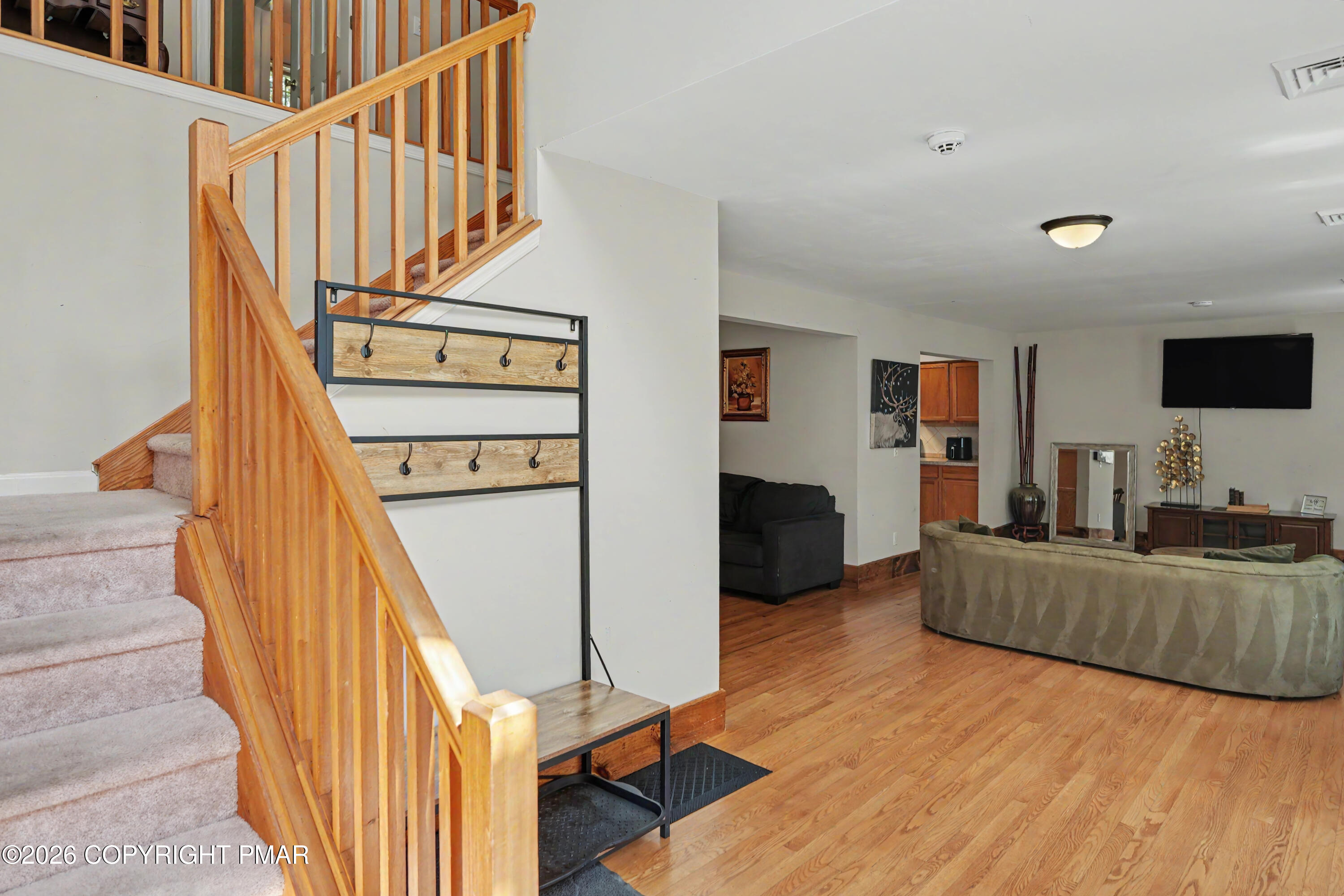 220 Nadine Boulevard Property Photo 9