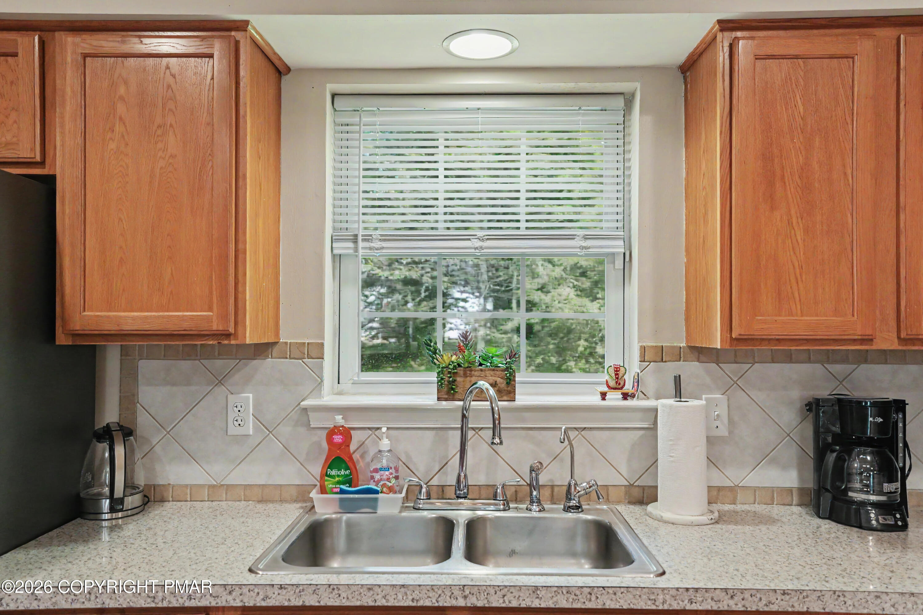 220 Nadine Boulevard Property Photo 11