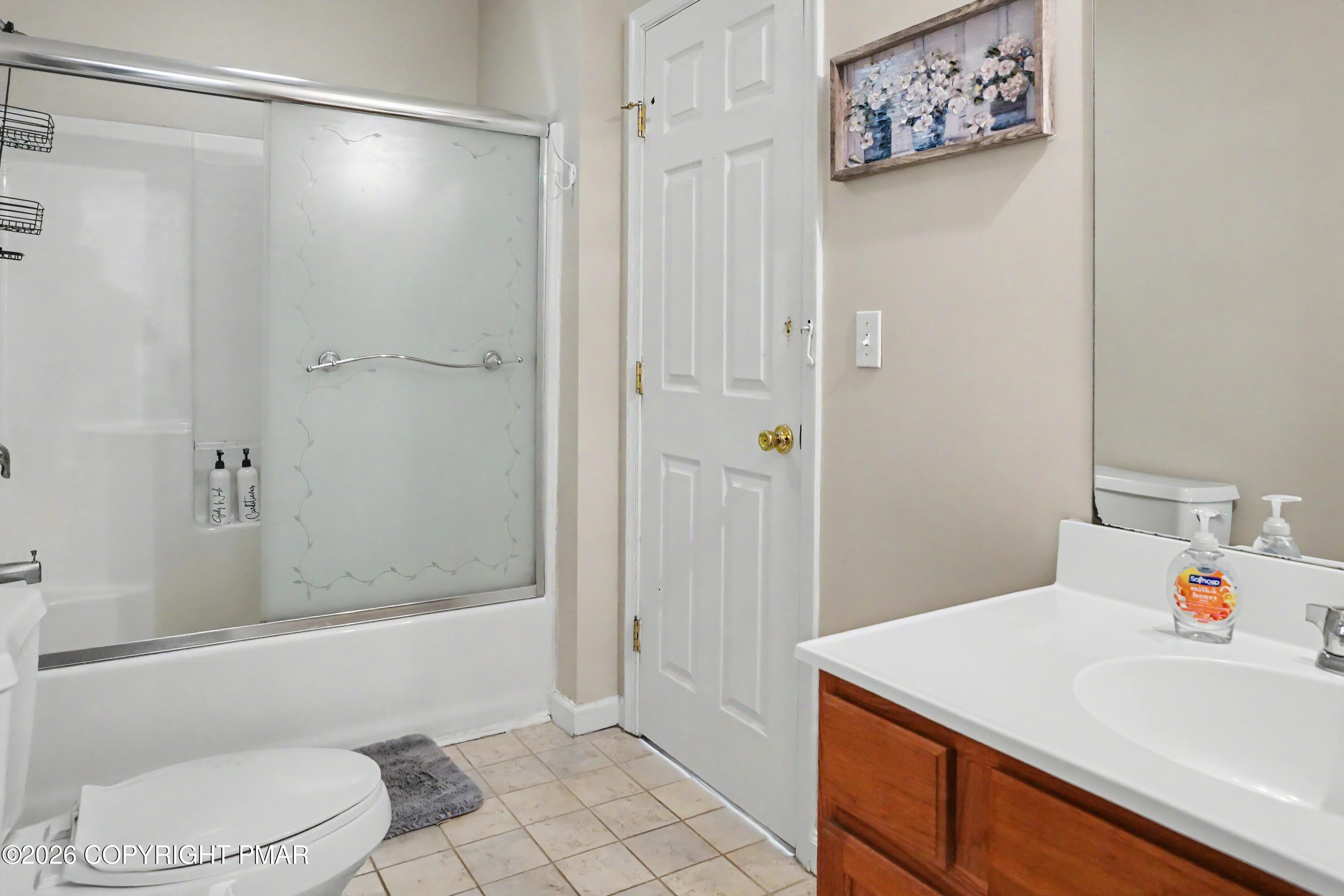 220 Nadine Boulevard Property Photo 13