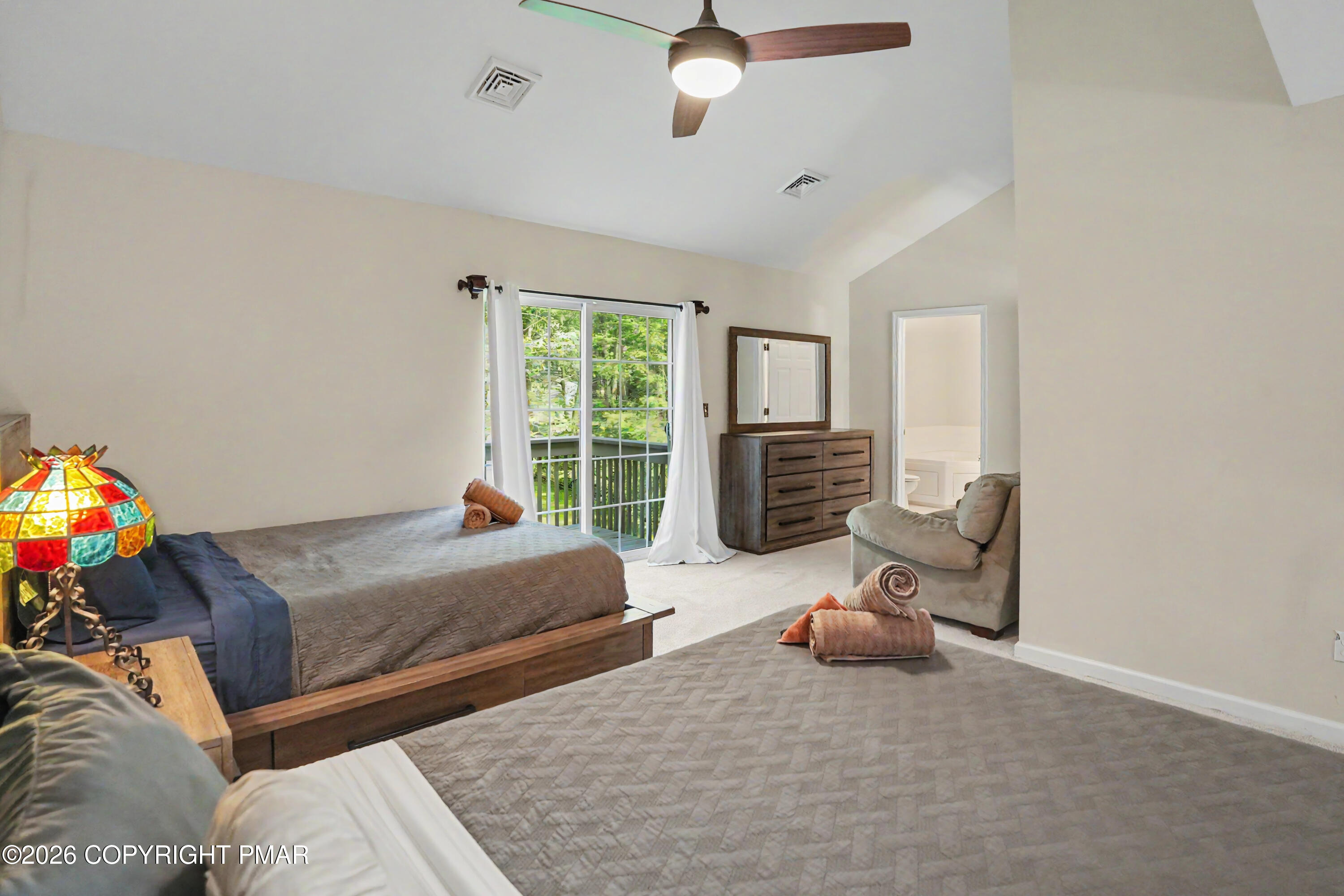 220 Nadine Boulevard Property Photo 17
